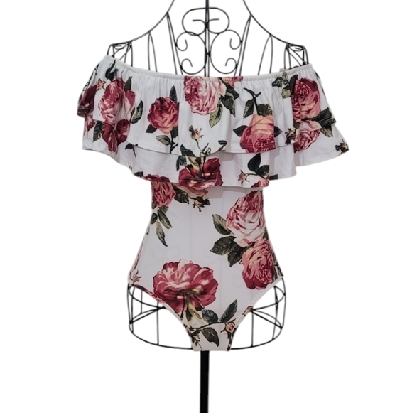 Rue 21 Floral Off-Shoulder Bodysuit - Picture 5 of 7